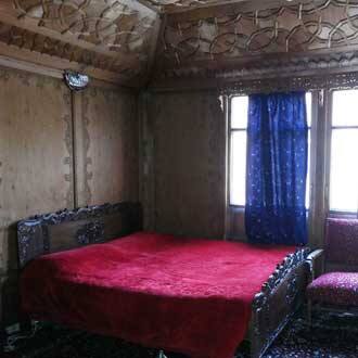 New Luxurious Palace Houseboat, Srinagar 2